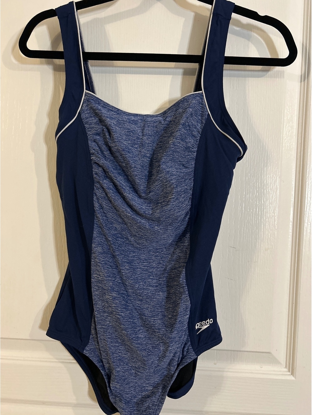 Speedo Women's Endurance+ One Piece Swimsuit Size 10 Navy Blue